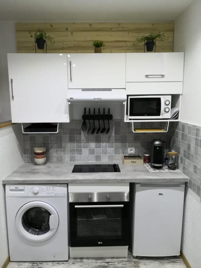 Studio zen et cosy, neuf en pleine ville Saint-Claude Exterior foto